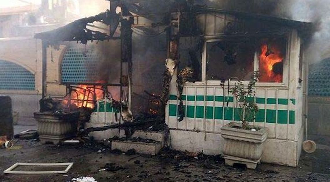 ماجرای آتش زدن کانکس پلیس در بازار تهران چه بود؟  + عکس