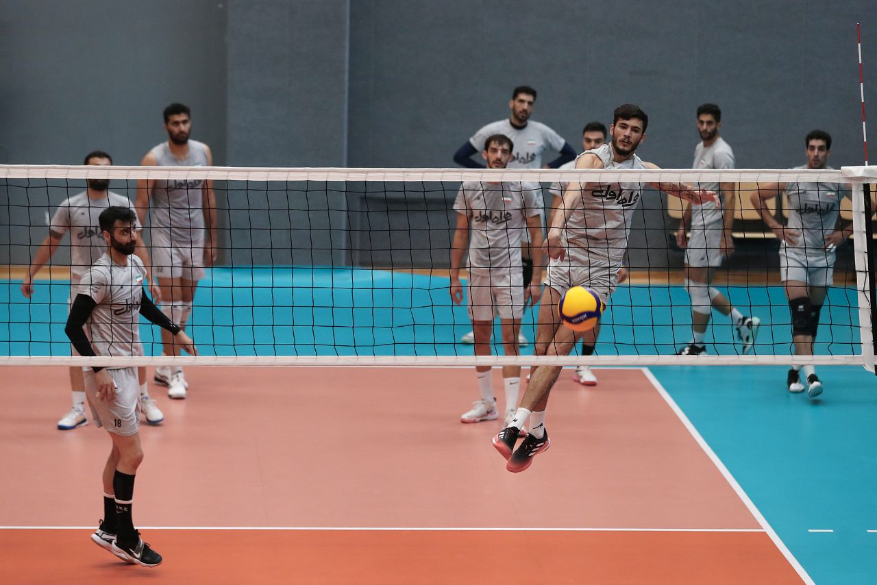 آخرین تمرین توپی تیم ملی والیبال ایران پیش از دیدار حساس فردا شب برابر آرژانتین برگزار شد