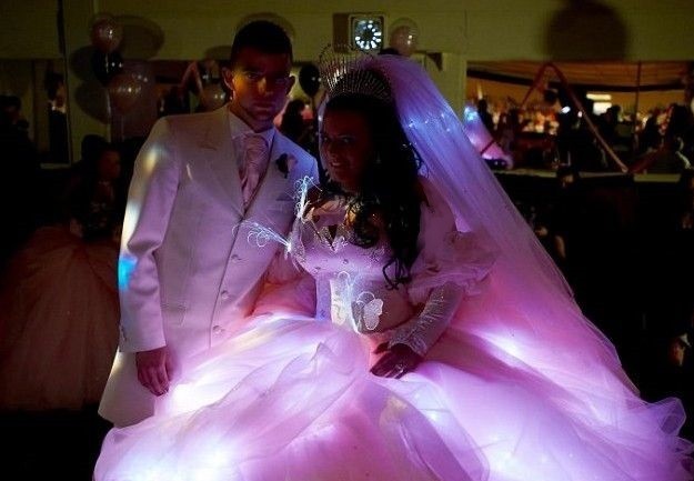 لباس عروس لامپی