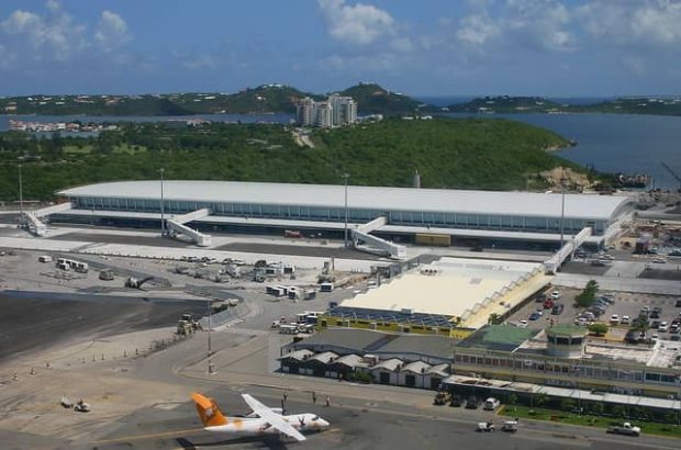 فرودگاه کارائیبی