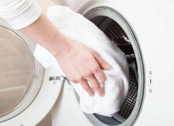 اشتباهاتی که به ماشین لباسشویی آسیب می زند