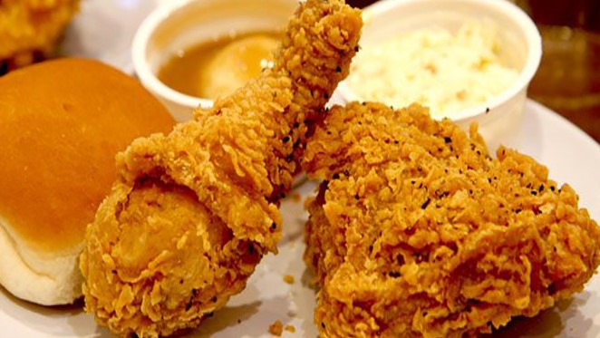خوشمزه ترین طرز تهیه «مرغ سوخاری رستورانی» در خانه